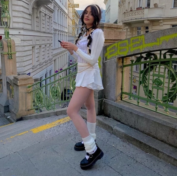 *NEW* Dr. Martens Addina Flower Buckle Leather Platform Shoes - Picture 4 of 11